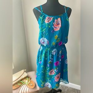 Boutique “ like new” Large Floral strappy sundress